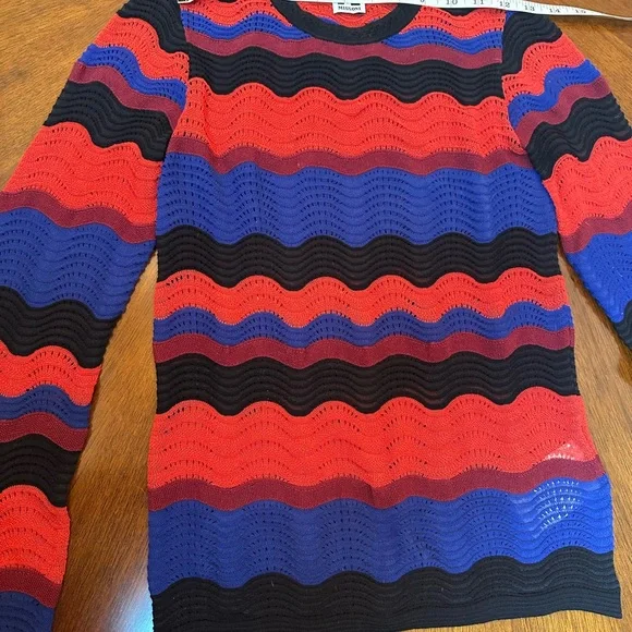 Missoni Multicolor Wave Knit Sweater – Iconic Pattern - Picture 7 of 11